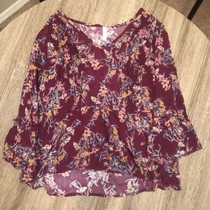 Xhilaration floral top